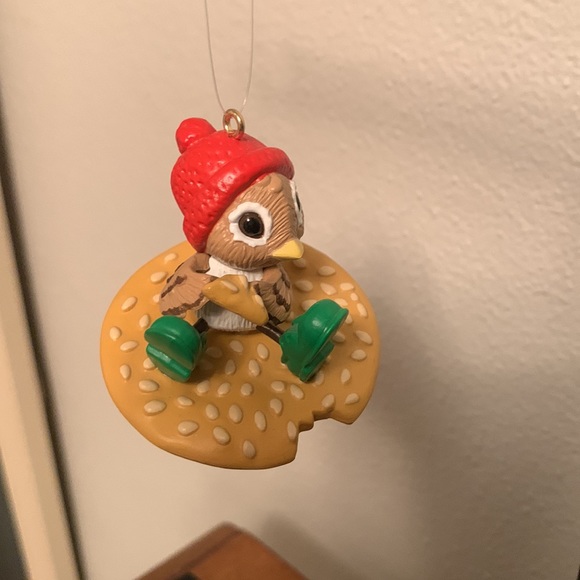 Hallmark KEEPSAKE Ornament SPENCER SPARROW, ESQ. 1989 Christmas - Picture 2 of 8